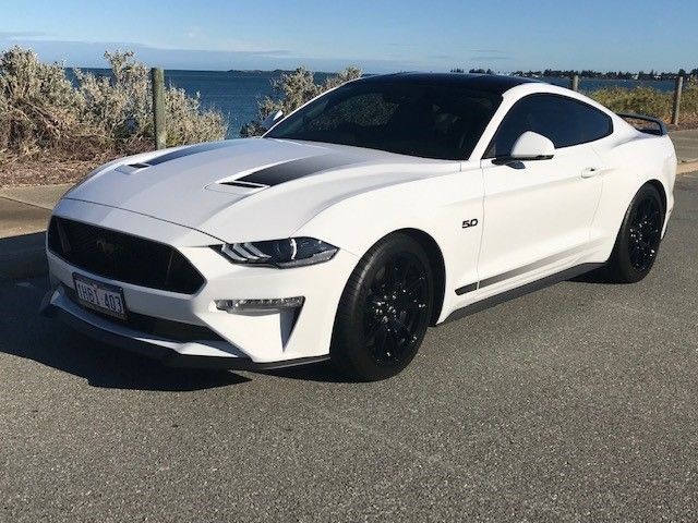 2020 Ford MUSTANG