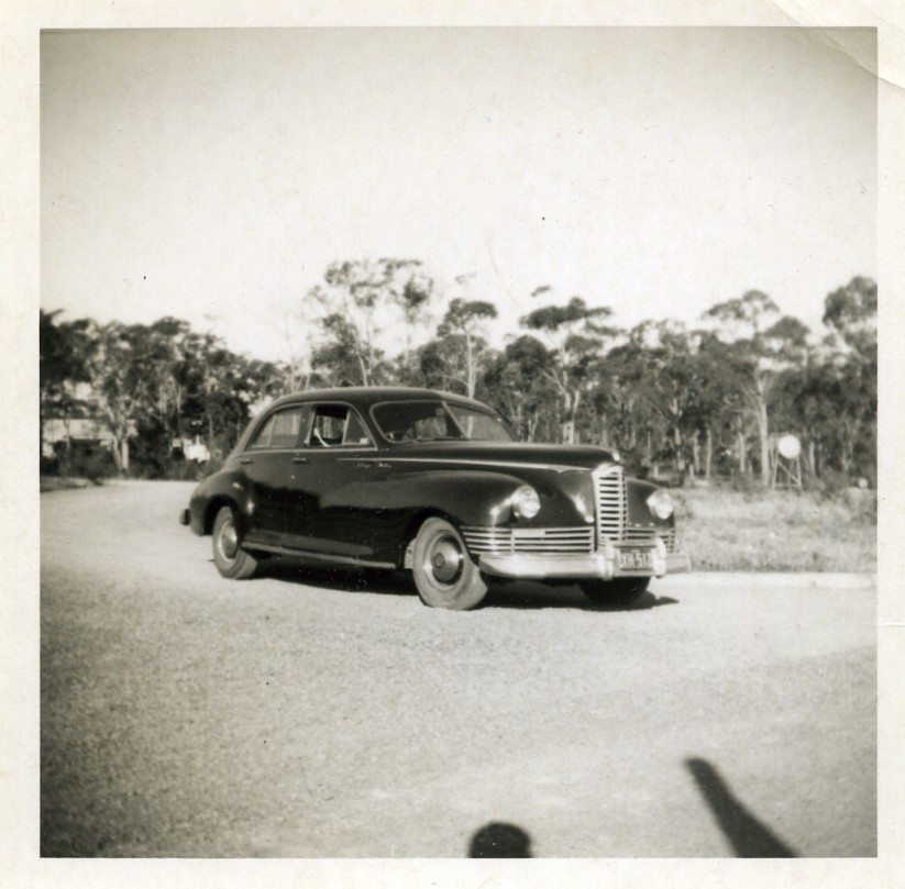 1947 Packard Clipper DeLuxe 8