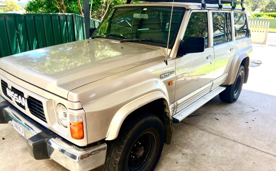 1992 Nissan PATROL (4x4)