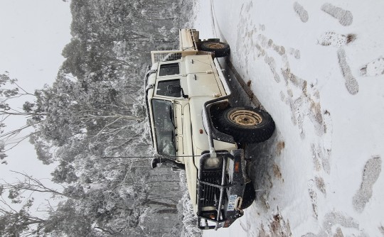 2000 Land Rover DEFENDER 130 (4x4)