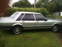 1985 Ford fairlane ghia
