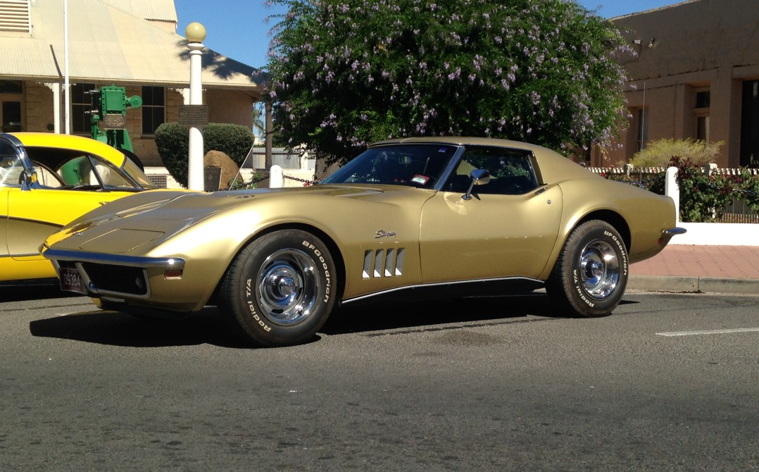 1969 Chevrolet CORVETTE STINGRAY
