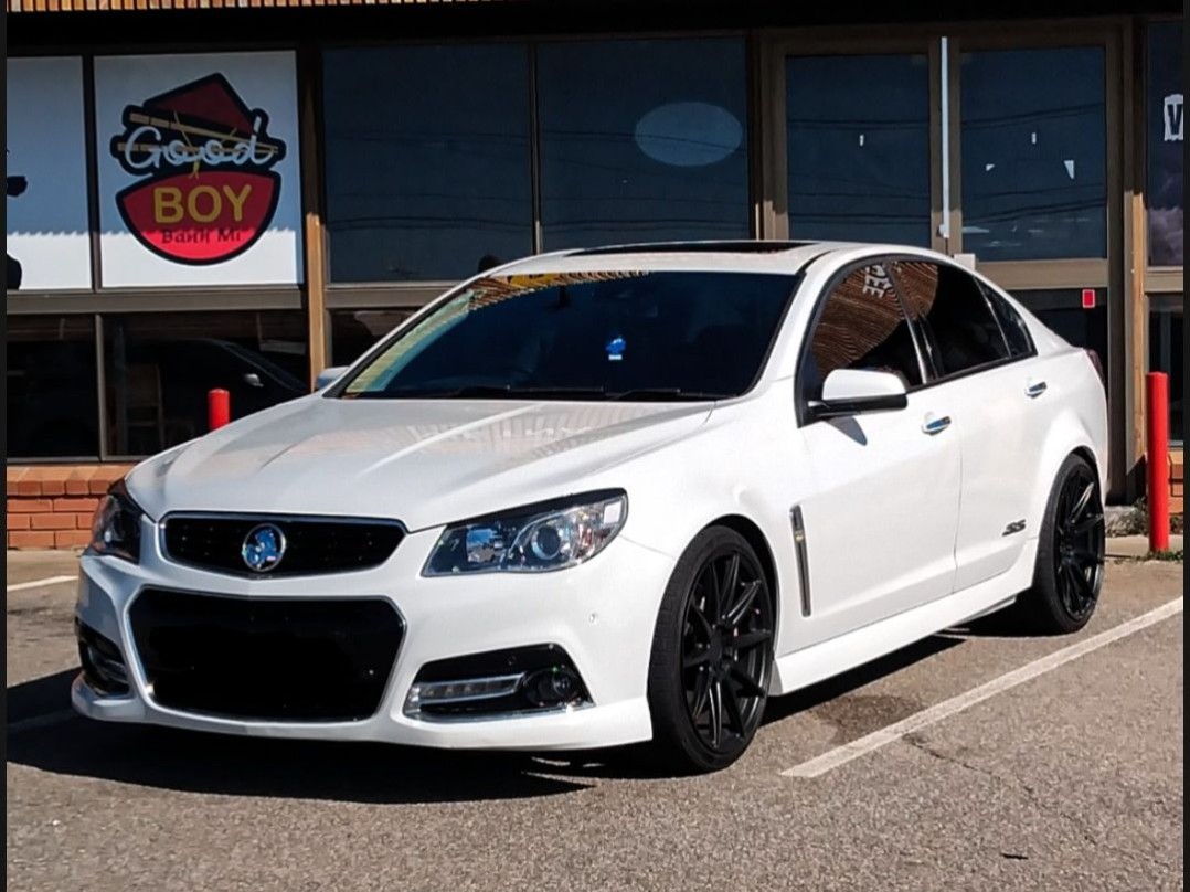 2014 Holden COMMODORE SS-V REDLINE EDITION