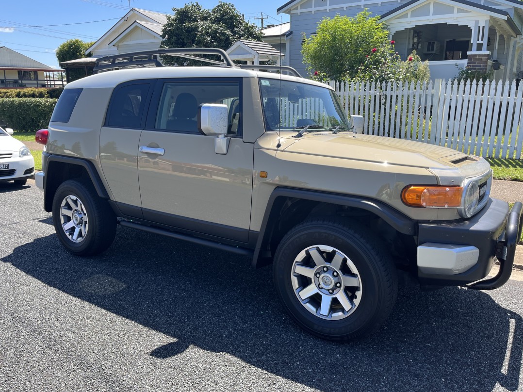 2016 Toyota FJ CRUISER