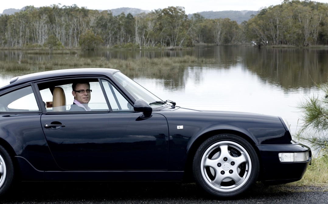 1990 Porsche 911 CARRERA 4