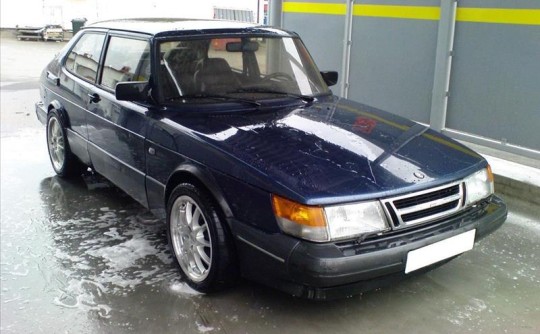 1993 SAAB 900 2.0i