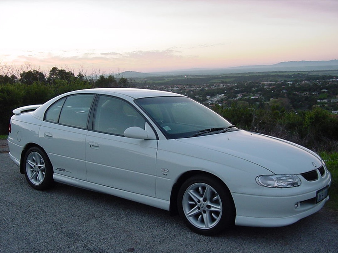 1999 Holden COMMODORE SS