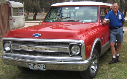 1969 Chevrolet C10 Suburban