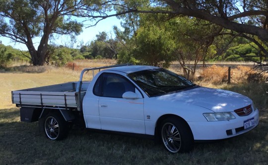 2003 Holden COMMODORE