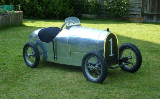 1935 Bugatti (replica) kids car Type 35