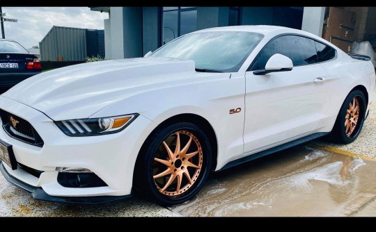 2017 Ford MUSTANG