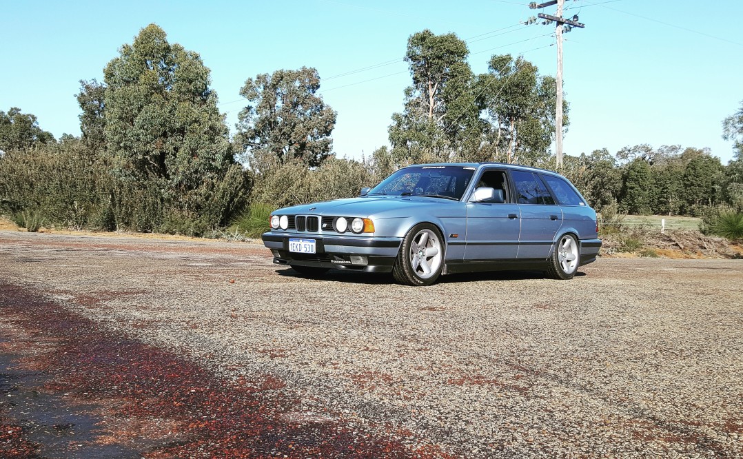 1992 BMW 525i TOURING