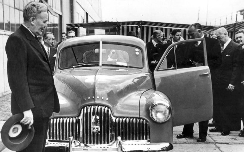 How the Holden 48-215 ('FX') combined US engineering and Aussie smarts