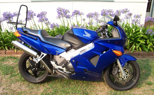 2000 Honda VFR 800