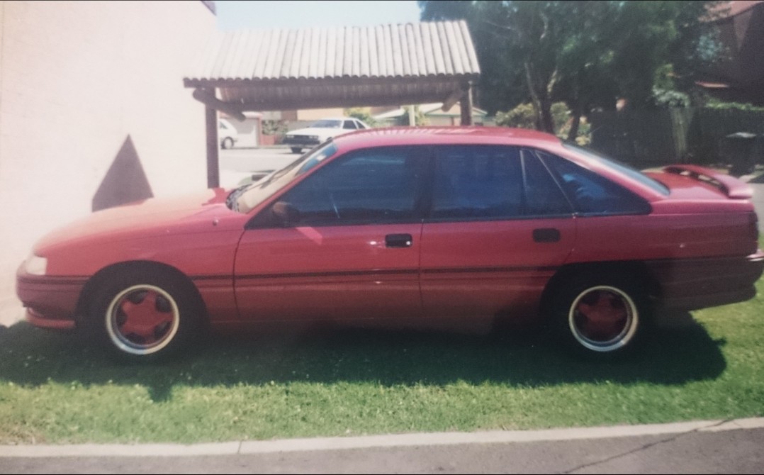 1992 Holden CALAIS