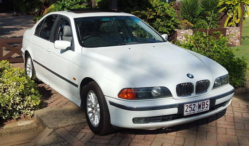 1999 BMW 528i