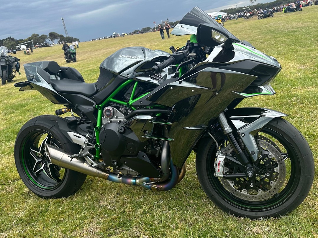 2022 Kawasaki Ninja H2