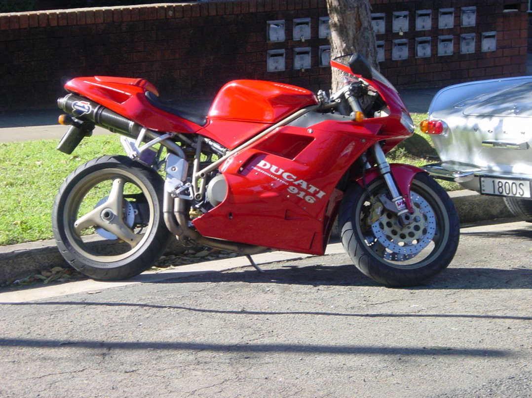 1997 Ducati 916 STRADA