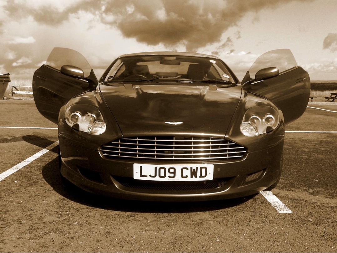 2009 Aston Martin DB9