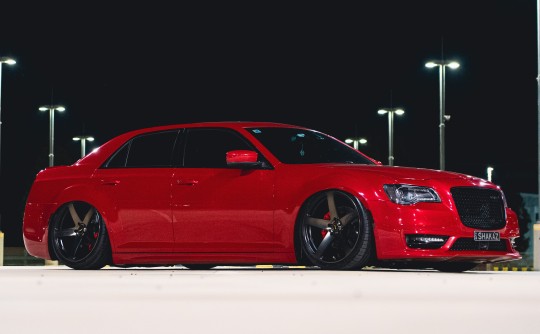 2016 Chrysler 300 SRT