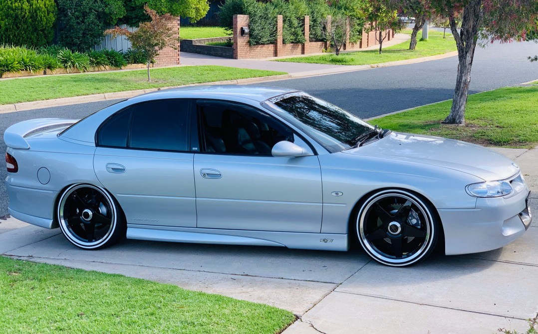 2000 Holden Vt clubsport r8