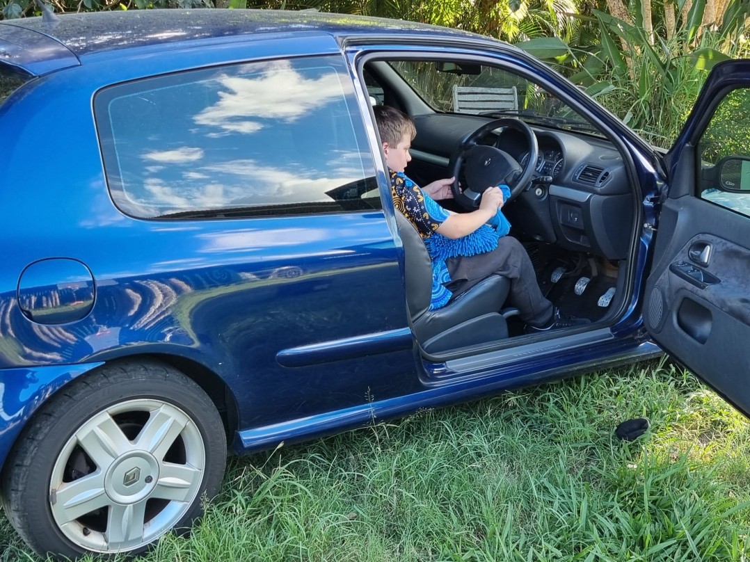 2003 Renault Clio 172