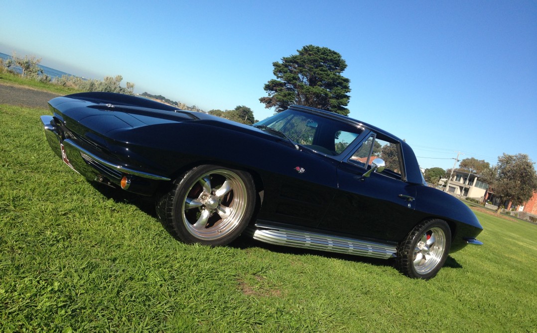 1964 Chevrolet CORVETTE STINGRAY