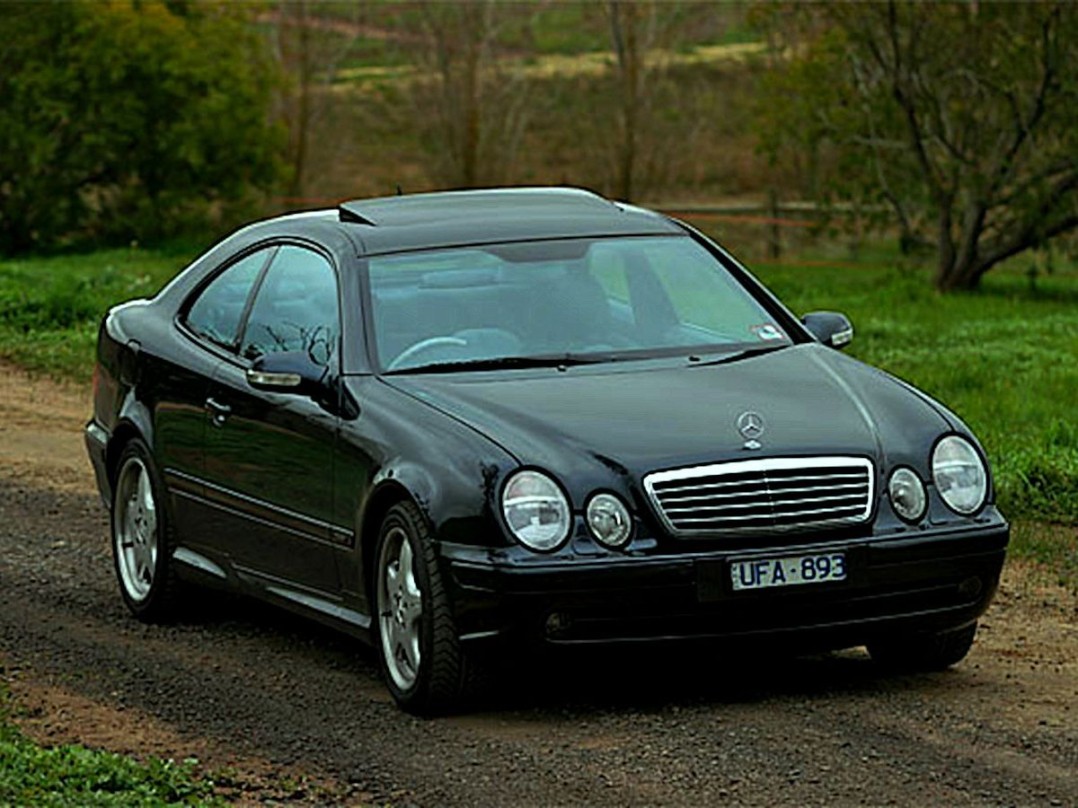 2002 Mercedes-Benz CLK 55 AMG