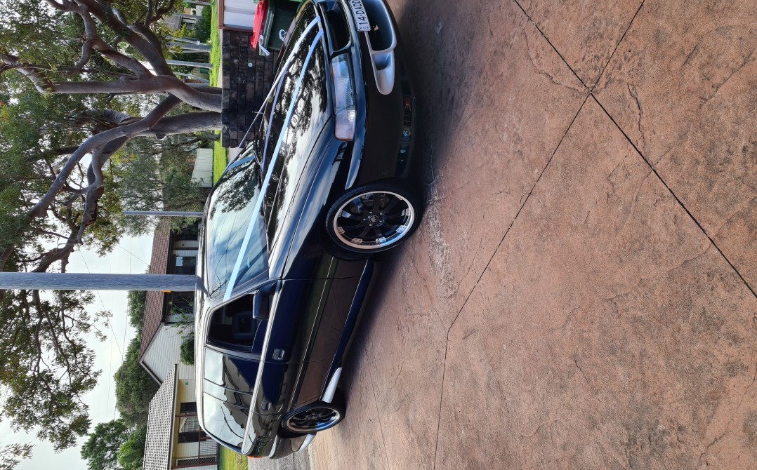 1988 Holden COMMODORE