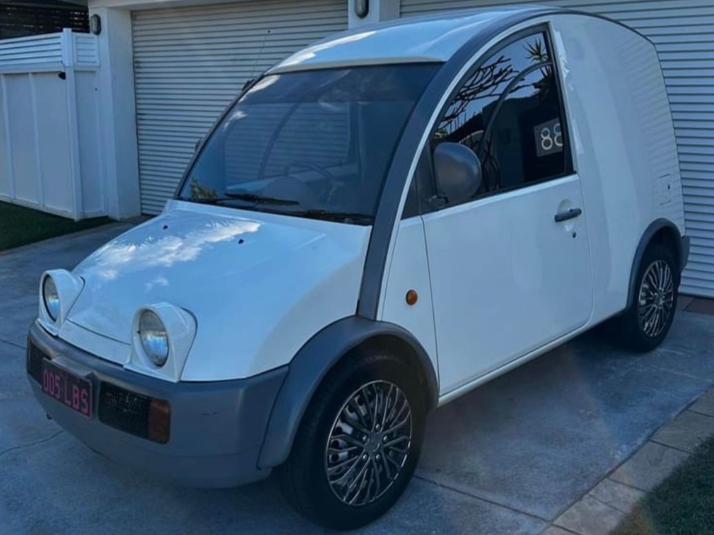 1990 Nissan S-Cargo