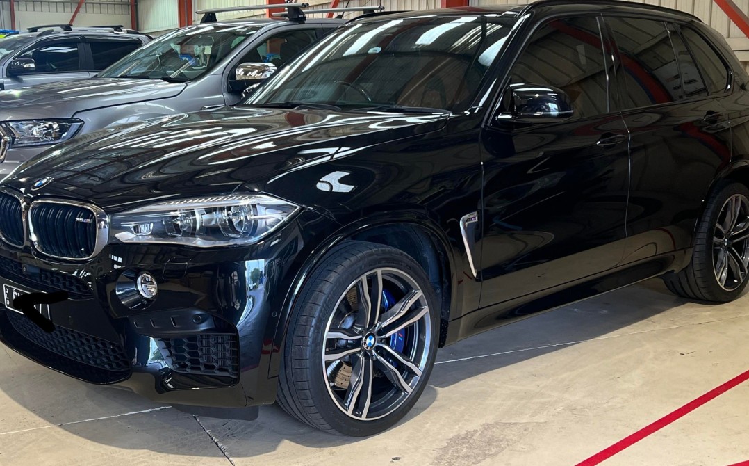2016 BMW X5 4.4i