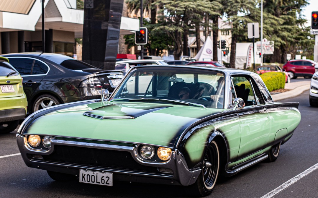 1962 Ford Thunderbird