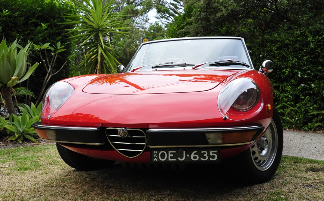 1975 Alfa Romeo SPIDER 2000