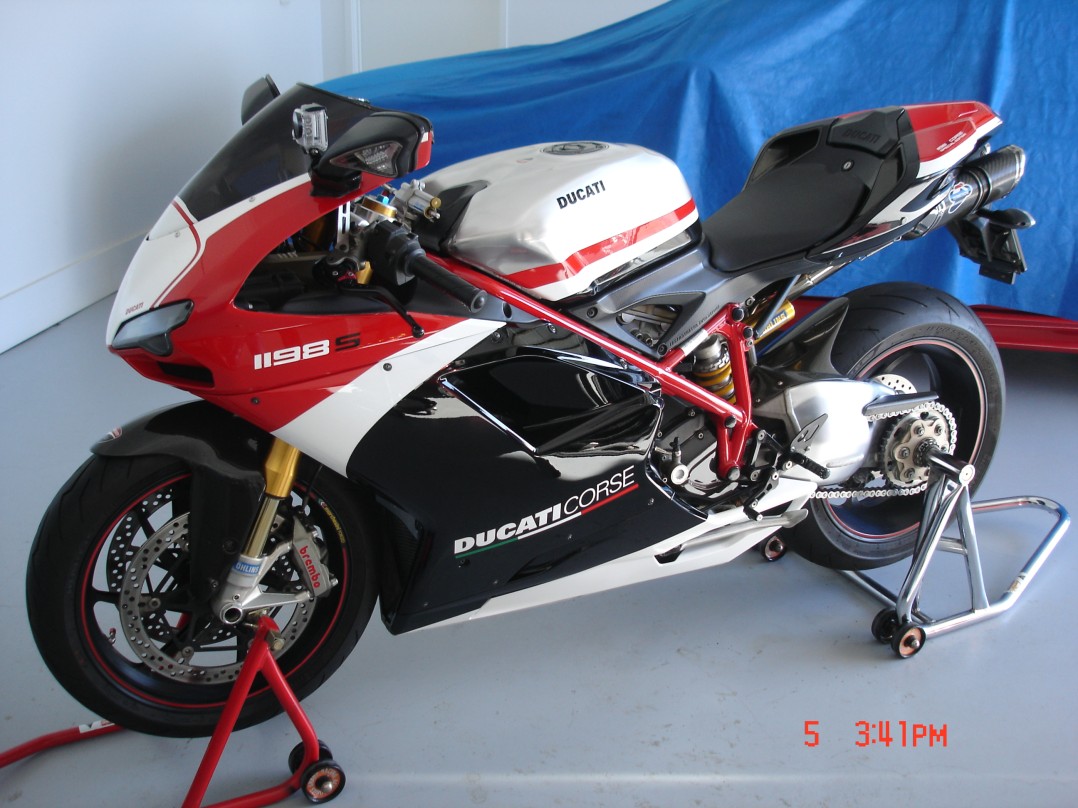 2010 Ducati 1198s corse