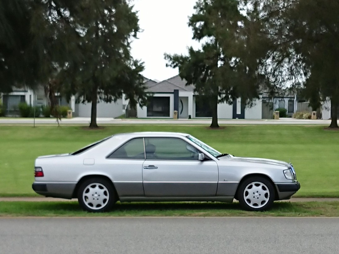 1993 Mercedes-Benz 320CE