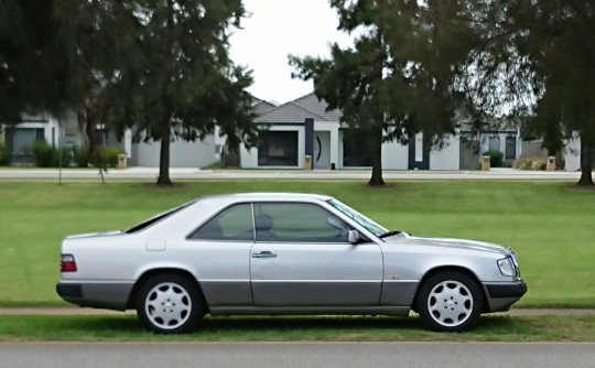 1993 Mercedes-Benz 320CE