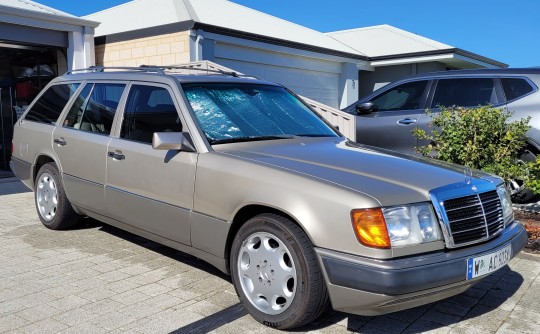 1991 Mercedes-Benz 300 TE