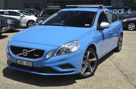 2013 Volvo V60 T5 R-DESIGN