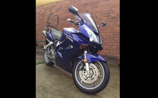 2004 Honda 782cc VFR800F (VFR800Fi)