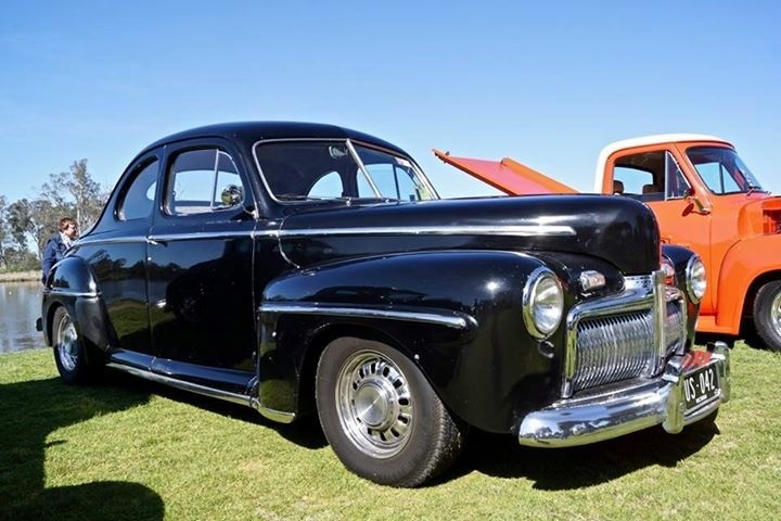 1948 Ford coupe