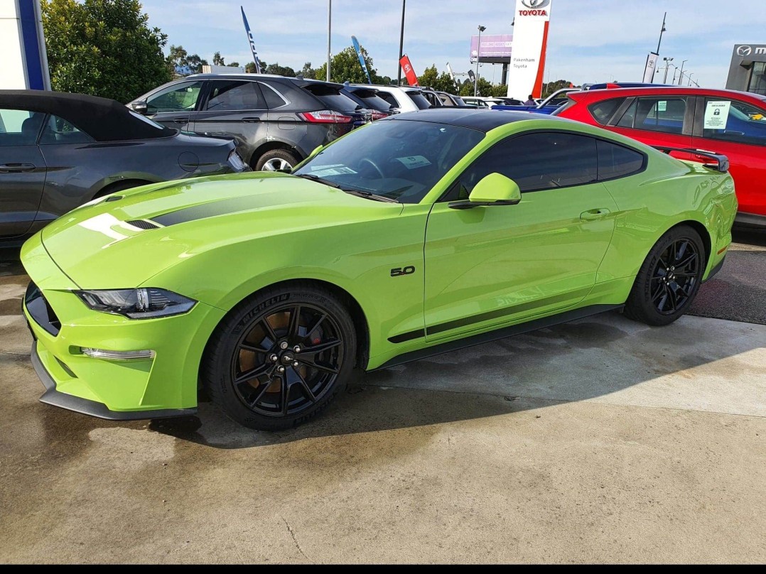 2020 Ford MUSTANG