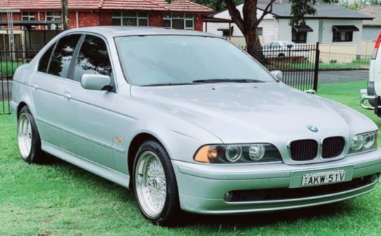 2001 BMW 525i