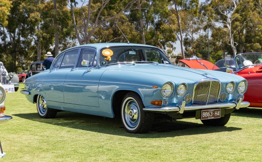 1970 Jaguar 420G