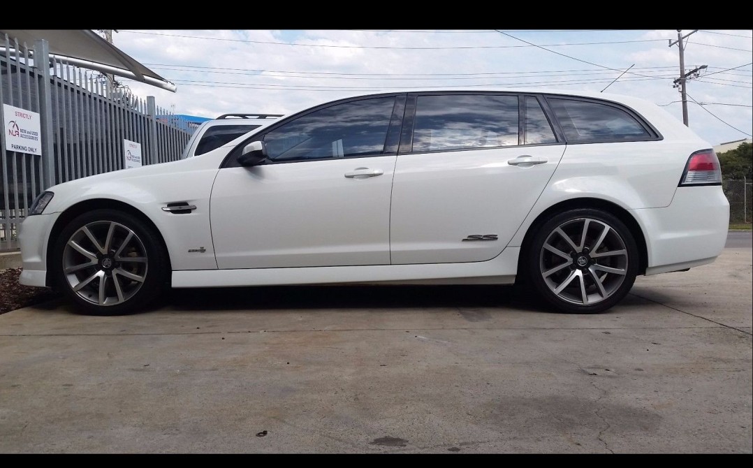 2013 Holden COMMODORE