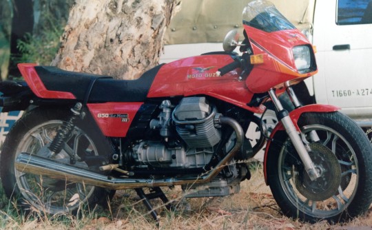 1983 Moto Guzzi Lemans 3