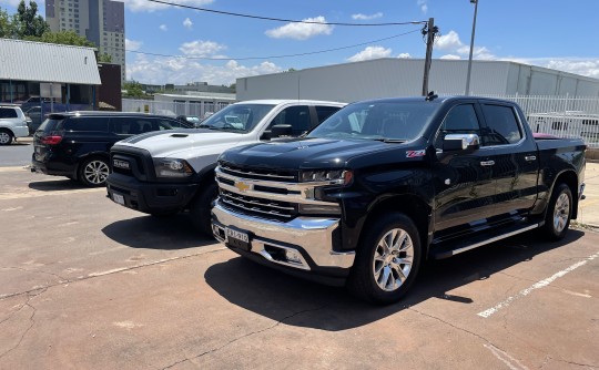 2021 Chevrolet SILVERADO / SIERRA GREY IMPORT