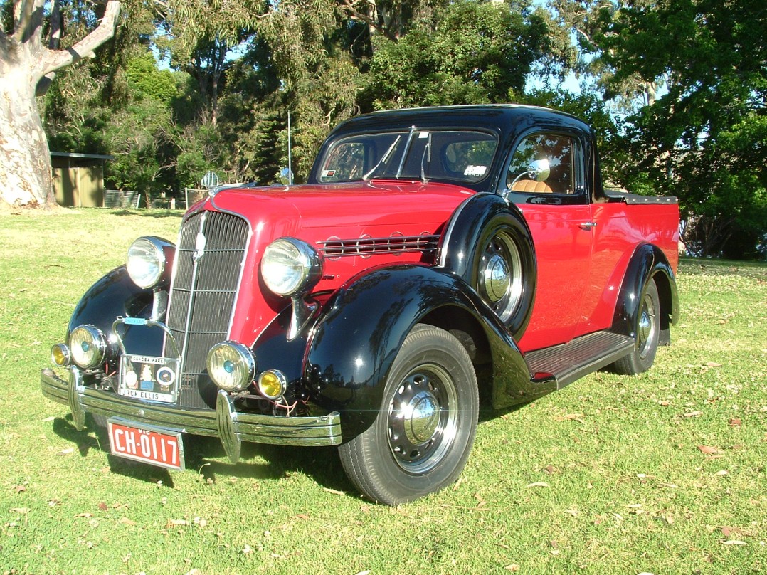 1935 plymouth PJd