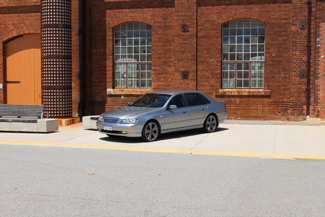 2003 Ford FAIRLANE GHIA