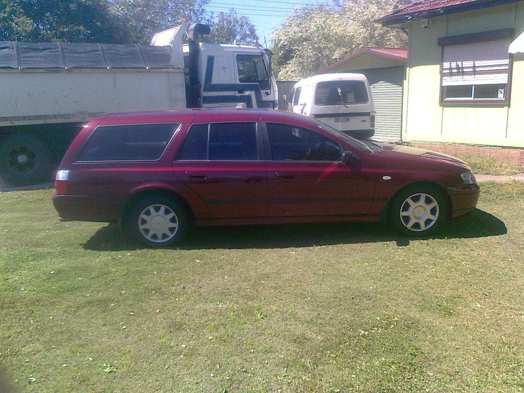 2002 Ford FALCON