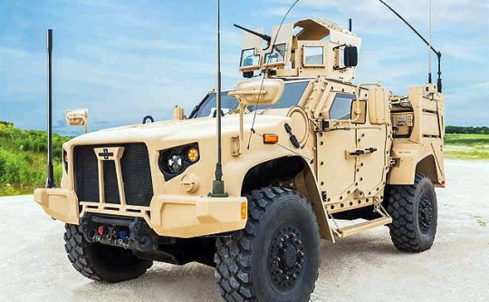 Move over Humvee - here&apos;s the Oshkosh JLTV!